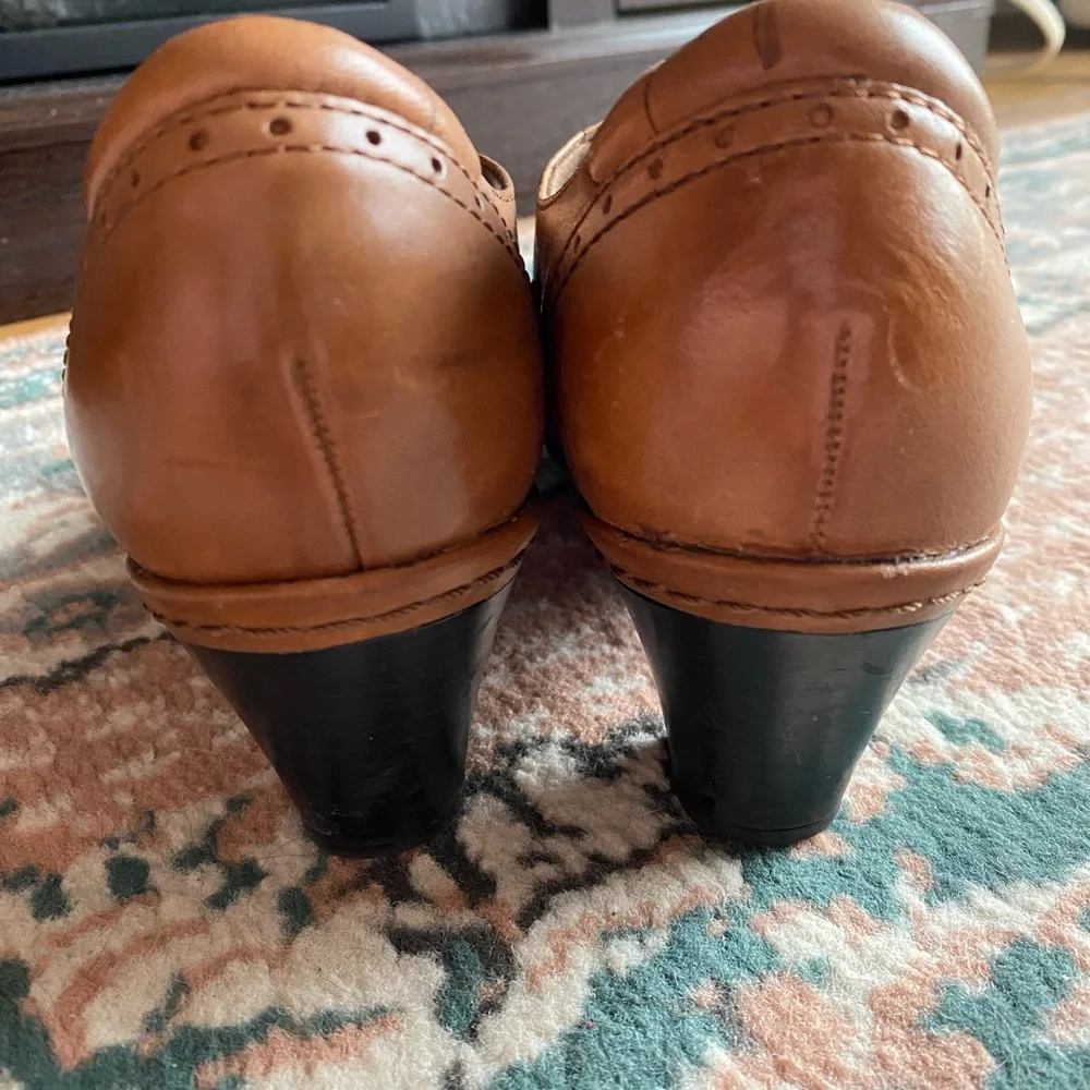 Cobb Hill by New Balance ALMOND Oxfords, Sheila leather, 6, Winter Sale - Picture 6 of 10